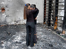 Школа в Беслане, пострадавшие, фото сайта  bomond.com