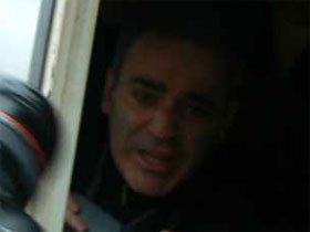 Гарри Каспаров во время задержания. Фото Каспарова.Ru