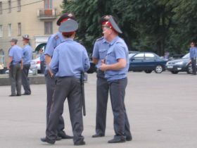 Милиционеры, фото Егора Гусева, Каспаров.Ru