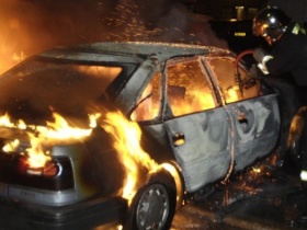 Взрыв автомобиля. Фото с сайта www.e-crimea.info
