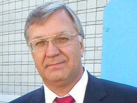 Николай Переделкин, фото с сайта edu54.ru