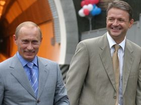 Путин и Ткачев, фото с сайта nrb.su