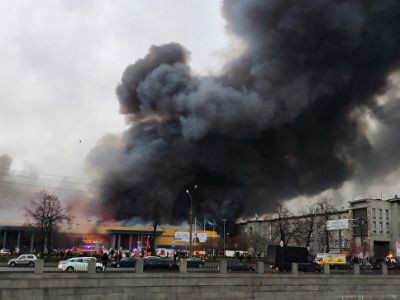 Пожар в Ленте в Петербурге, Фото: ria.ru