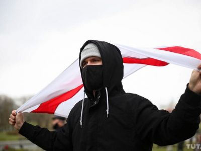 Протестующий в Минске, 8.11.2020. Фото: tut.by